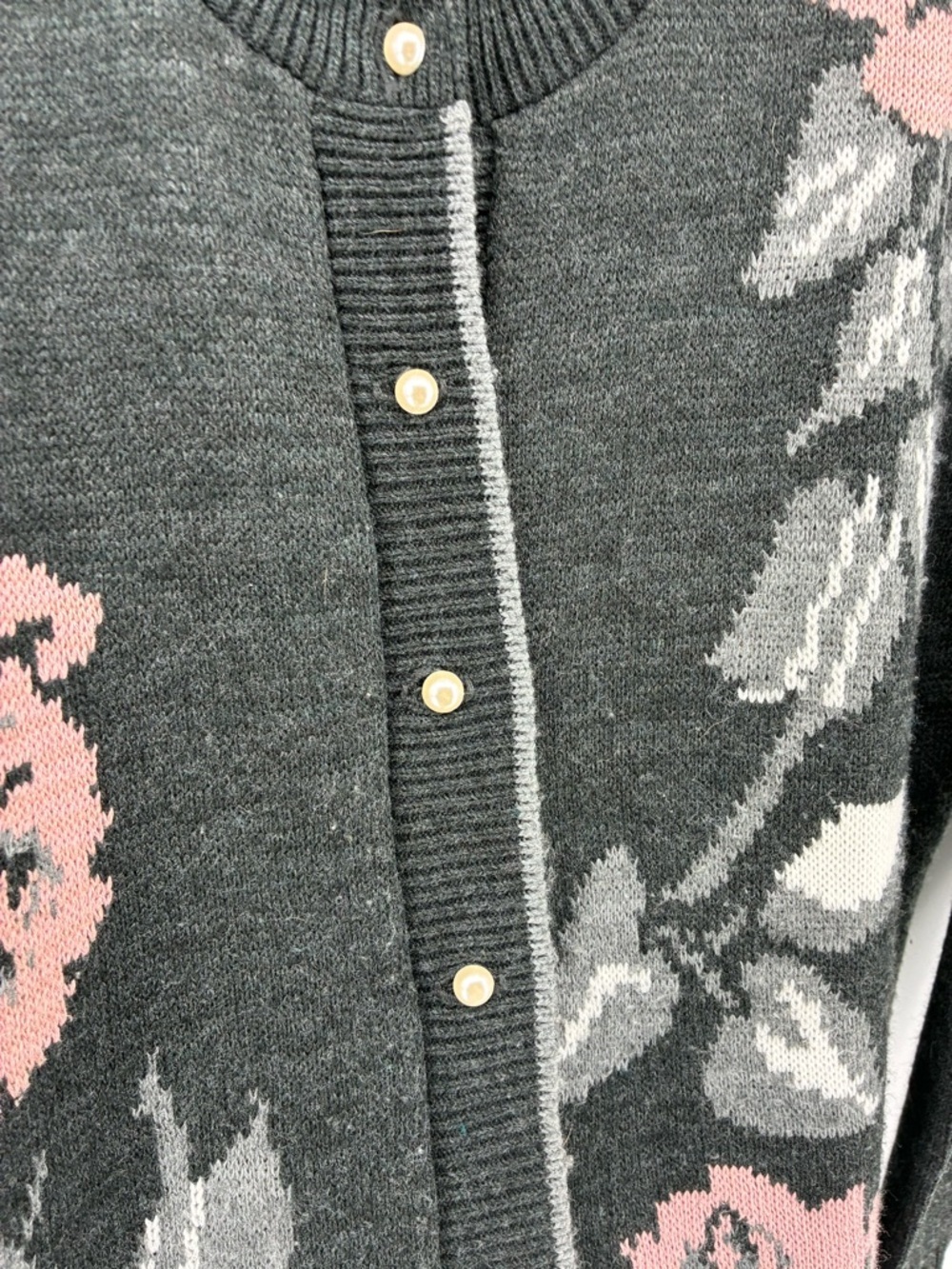 Chic Floral Cardigan in Black and Pink Cottagecore Grandmacore Peasant - Picture 5 of 10